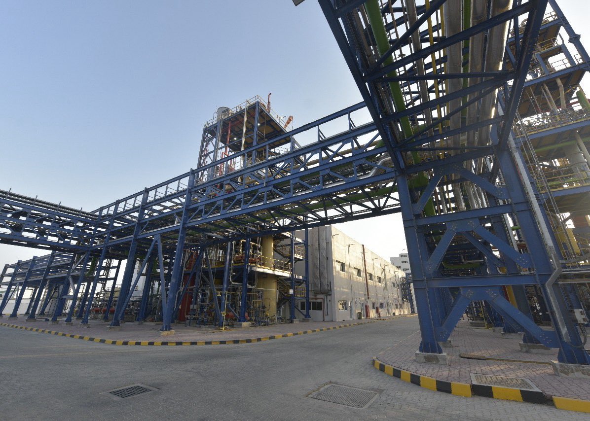 🔴 استثمار خاص يتجاوز الـ 125 مليون دولار

✔️ افتتاح مجمّع الغيث للصناعات الكيميائية في مدينة صور الصناعية 

- المجمع يحتوي على 5 مصانع متنوعة

- أكثر من 100 وظيفة وتتوسع لـ 175 وظيفة (للعمانيين) مستقبلاً

مشاريع أكثر .. وظائف أكثر .. اقتصاد عُماني أقوى باذن الله 🇴🇲🤍