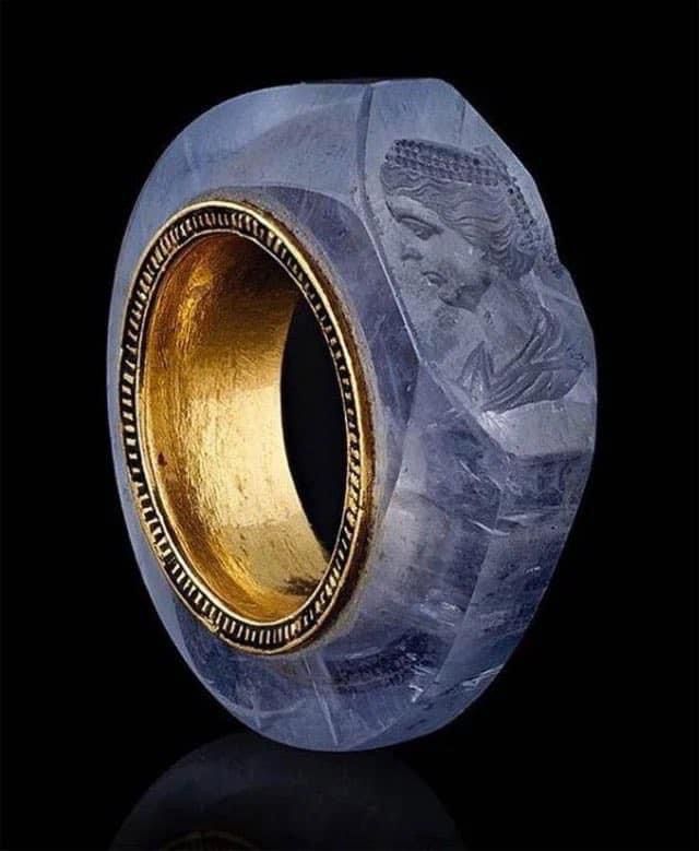 Roman sapphire ring believed to have once belonged to Emperor Caligula, around 2,000 years ago.