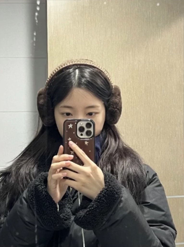 Jaduu126's tweet photo. 진짜 귀여운 거 알지 https://t.co/ax06GdMoAH