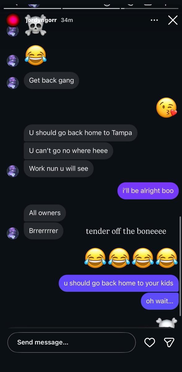 devometric's tweet image. Offset is currently going around asking women to help set Stefon up to get him beat up/killed

Idky people are trying to say it’s fake, the woman just exposed his finsta messages of him threatening her after she exposed him.