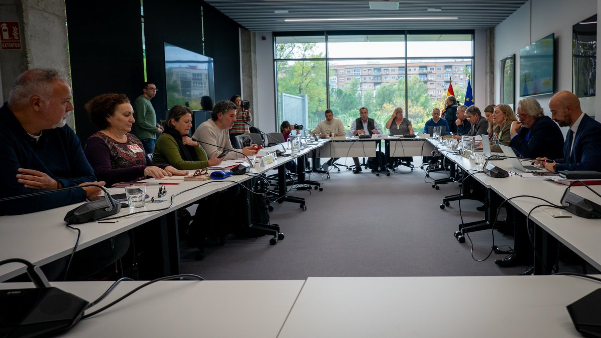 💬🗨️ Comienza una nueva reunión con el Ministerio para la Transformación Digital y de la Función Pública para negociar un nuevo acuerdo para el personal público.

💶 La anterior oferta del Gobierno fue una subida salarial del 11 % para el periodo 2025-2028.

#CumpleLoPactado