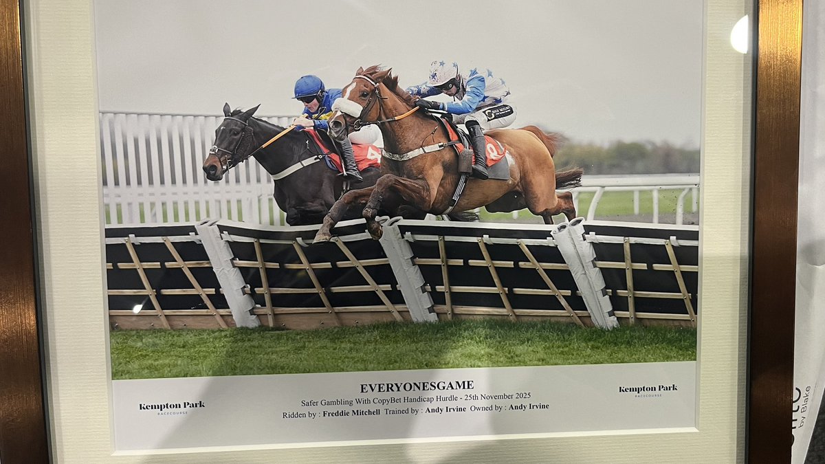 Everyonesgame 🥇 <a href="/kemptonparkrace/">Kempton Park Racecourse</a>  we all love this horse so much and he was super classy today, a great ride from Freddie Mitchell 🏆🥇💥