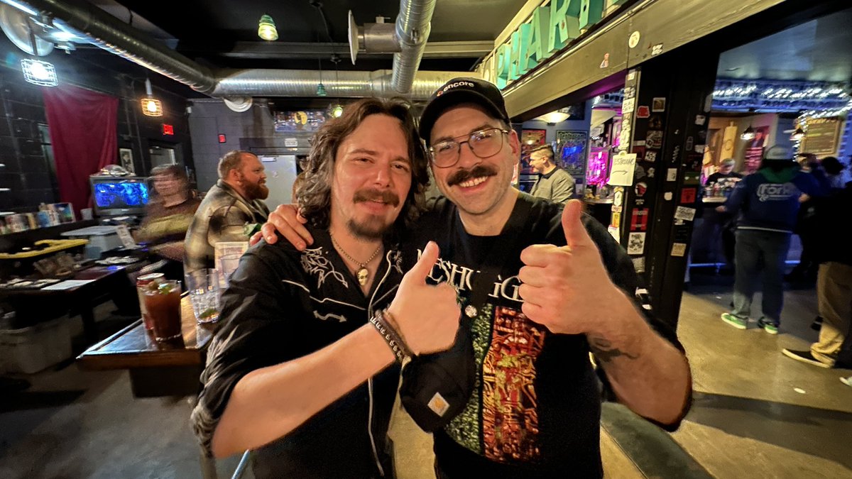 Silvertonguedevil tweet media