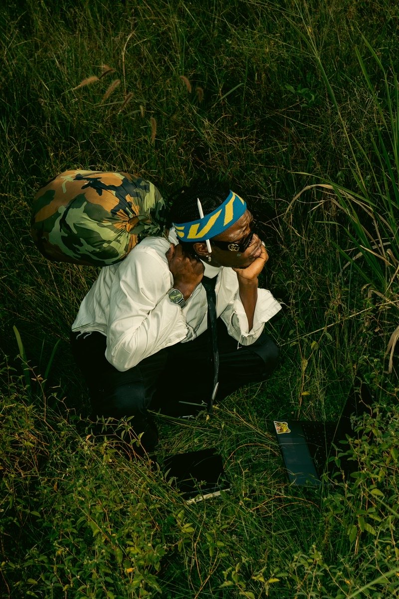 slimchizzle's tweet image. the genius behind victony’s cover arts along the years. 🎨 @bolthedesigner 💟