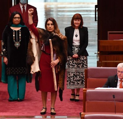 TRobinsonNewEra's tweet image. The same politicians &quot;offended&quot; by @PaulineHansonOz wearing a burqa in the senate BTW.