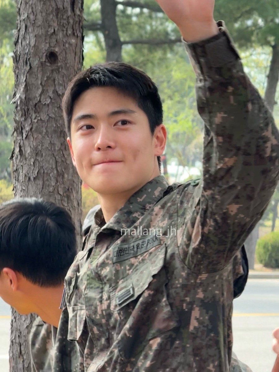 hourly jaehyun tweet media