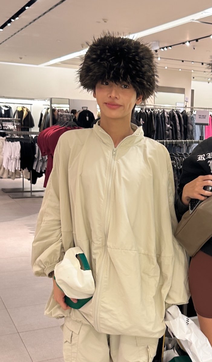 NnatchaKS's tweet image. เร้ก 😂😂 อาเครน่ารัก

#กันอรรถพันธ์ #GunAtthaphan