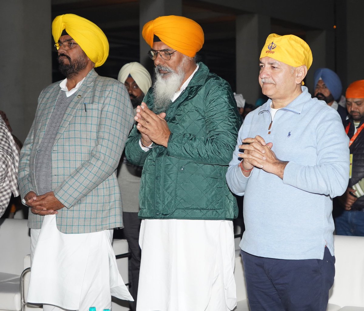 msisodia's tweet image. श्री आनंदपुर साहिब में श्री गुरु तेग बहादुर साहिब जी की शहादत के 350 वर्ष पूरे होने के अवसर पर भगवंत मान सरकार द्वारा आयोजित ड्रोन शो सचमुच अद्भुत रहा।

अँधेरे आसमान में ड्रोन की रोशनी से उकेरी गई गुरु साहिब जी की जीवन-गाथा और उनकी महान कुर्बानी… ऐसा लगा मानो आकाश में कोई दिव्य…