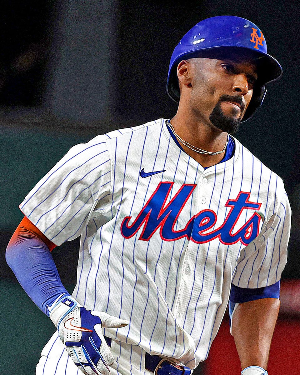 Welcome to the city that never sleeps 😤 Marcus Semien is officially a New  York Met!