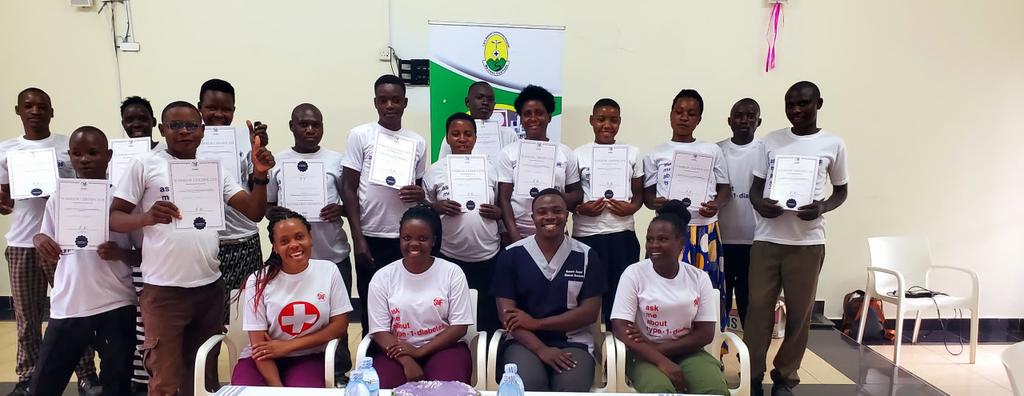 NutritionistKD's tweet image. Some of the young warriors after being taught, encouraged and Empowered about #DiabetesType1..

Cooperative people reduces the chances of Diabetes Complications and improves the wellbeing of their condition.

We embedded self care strategies around this and gave them necessary…