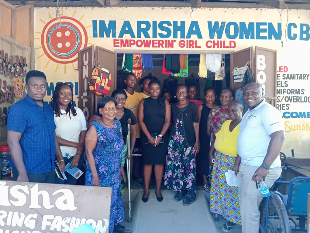 ancywax's tweet photo. Tuko Mombasani! 🌊 

Supporting MSMEs through the Bluebiz Program with skills, finance &amp; market linkages. 

Today: engaging CBOs on branding &amp; marketing needs.

#BluebizProgram #MSMEs #CoastalKenya https://t.co/FxHCkmQKZW