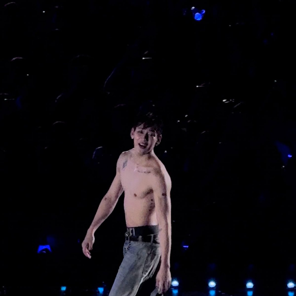 wanwanq2's tweet image. สามงานสองวันรวมเรียน💪🏻😭