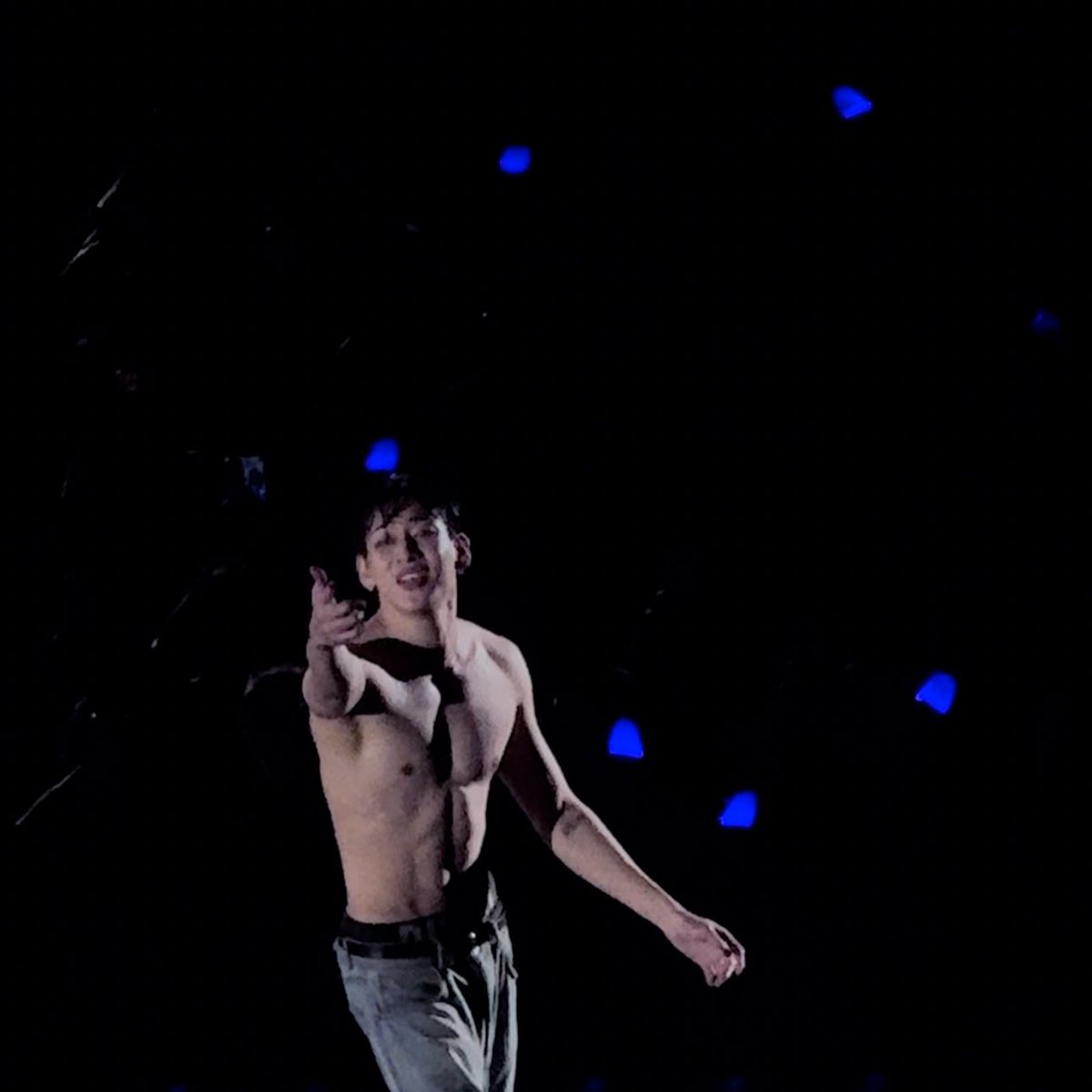 wanwanq2's tweet image. แบมมองกล้องใกล้มาก เพิ่งเห็นละนานมากจริง ๆ