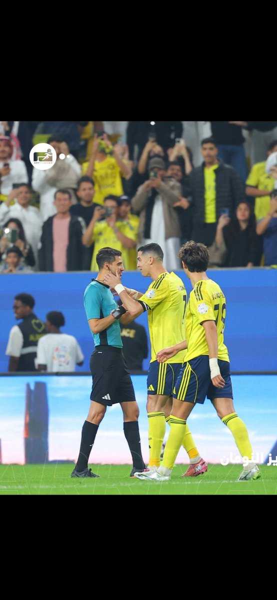 Elyani65's tweet image. أصدقاء رونالدو الأوفياء..
في كل مباراة صديق جديد..