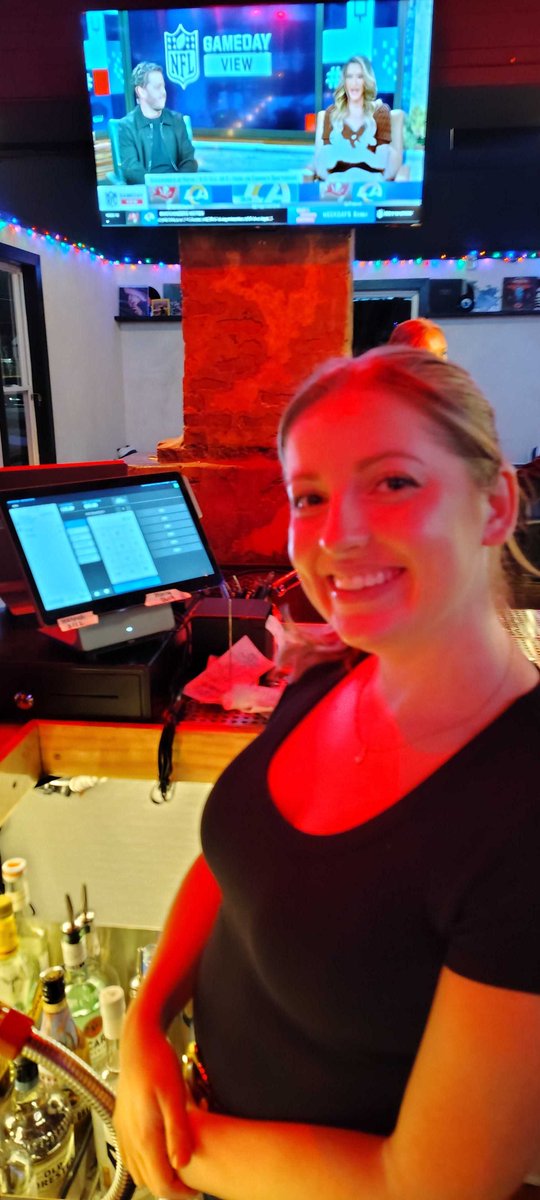 CPando_SkyTab's tweet image. 🍻 Maggie’s — your go-to bar &amp;amp; grill in The Nations, Nashville TN! This spot serves up all the delicious eats you crave plus all your favorite adult beverages. Whether you’re winding down after a long day or kicking back with friends and family, Maggie’s is the perfect place to…