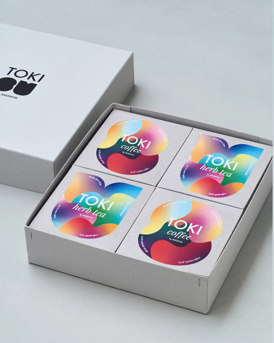 PENTAWARDS's tweet image. Chine&apos;s #packagingdesign for Ombre pairs understated grey boxes with vibrant, gradient labels that radiate energy. The bold, fluid colour shapes add a modern, artistic contrast, balancing calm sophistication with creative flair. #DailyDesignInspiration