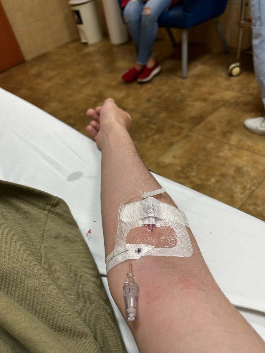 jsalvav's tweet image. “Quisiera tener novio”
Yo la ultima vez que me enamoré: