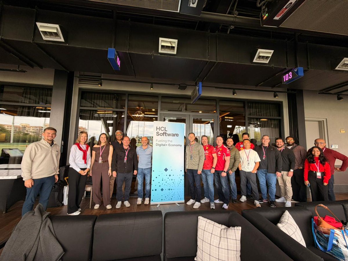 HCLSoftware's tweet image. Race Day 🏁 | The HCL BigFix Takeover wraps up in Las Vegas, celebrating precision, automation, and resilience under the lights.
#HCLBigFix #F1 #HCLxFerrari #LasVegasGP #BigFixTakeover #NightRace