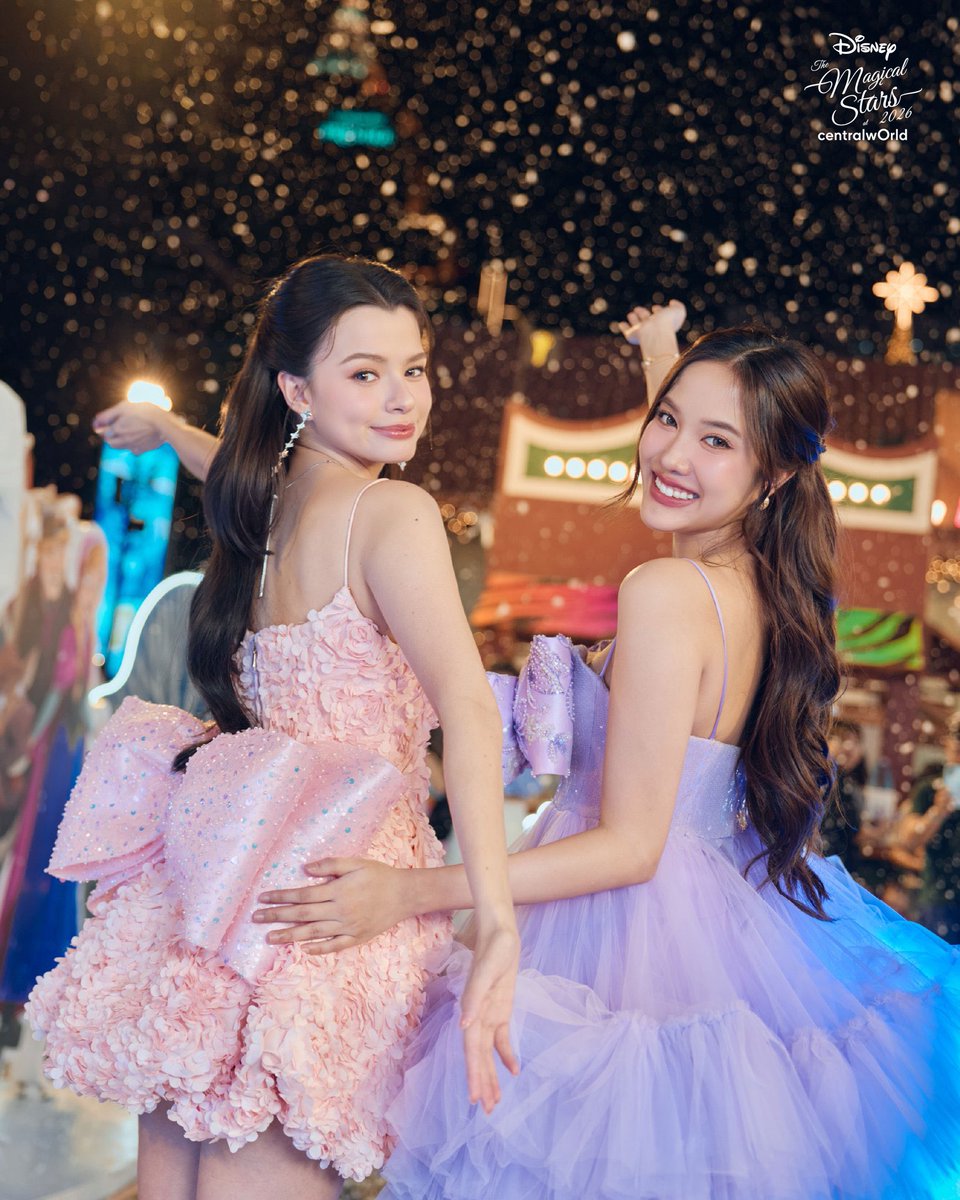 InspireF08B05's tweet image. งานนี้คุณว่า ฟรีนเบค หรือ เบคฟรีน
รี เฟบ คอมเมนต์&amp;amp;ติดแท็ก สุ่มแจก ทุเรียนทอดเกรดA 1 ถุง

SAROCHA REBECCA DISNEY AT CTW 
#centralwOrldXmasXFreenBecky 
#ฟรีนเบค #FreenBecky
#srchafreen #beckysangels