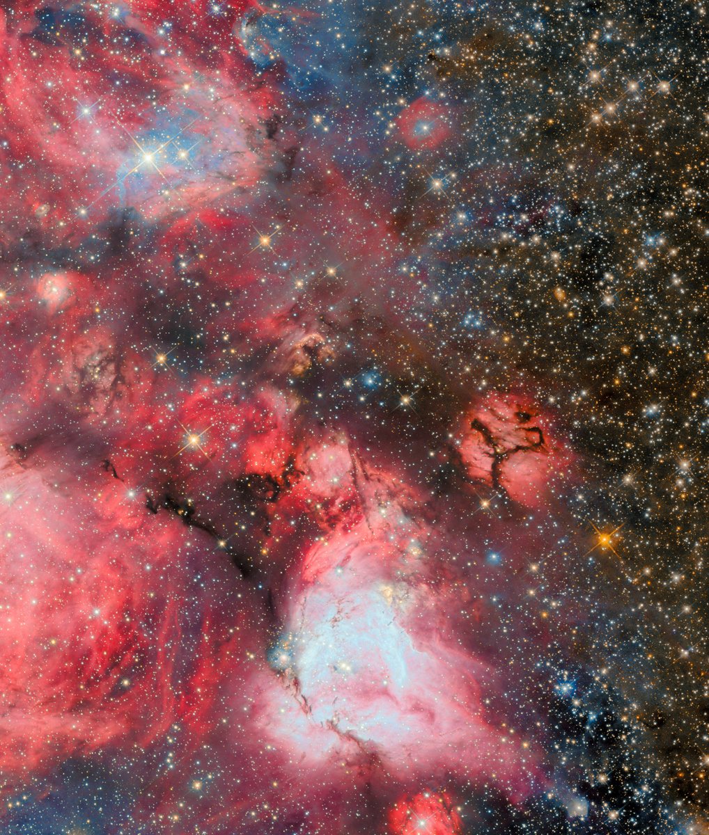 esa's tweet image. 📷 This NASA/ESA @HUBBLE_space Telescope image shows a gigantic cloud of cold hydrogen gas called N159. It&apos;s one of the largest star-forming clouds in the Large Magellanic Cloud, neighbouring our galaxy.

esahubble.org/images/potw254…