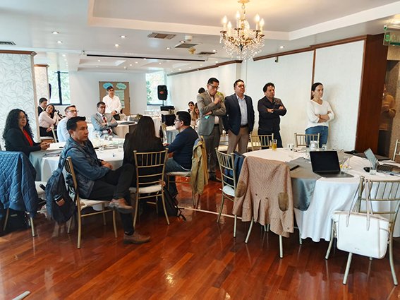 CN_Igualdad's tweet image. 📍#ElNuevoEcuadorImpulsa  🇪🇨 | Acciones articuladas para la incidencia en Política Pública, garantizando la atención, protección y restitución de los Derechos Humanos en el país.

📢 Entérate más en Noticias 👉🏼ww.igualdad.gob.ec ➡️ n9.cl/pld01

#ActivaLaIgualdad