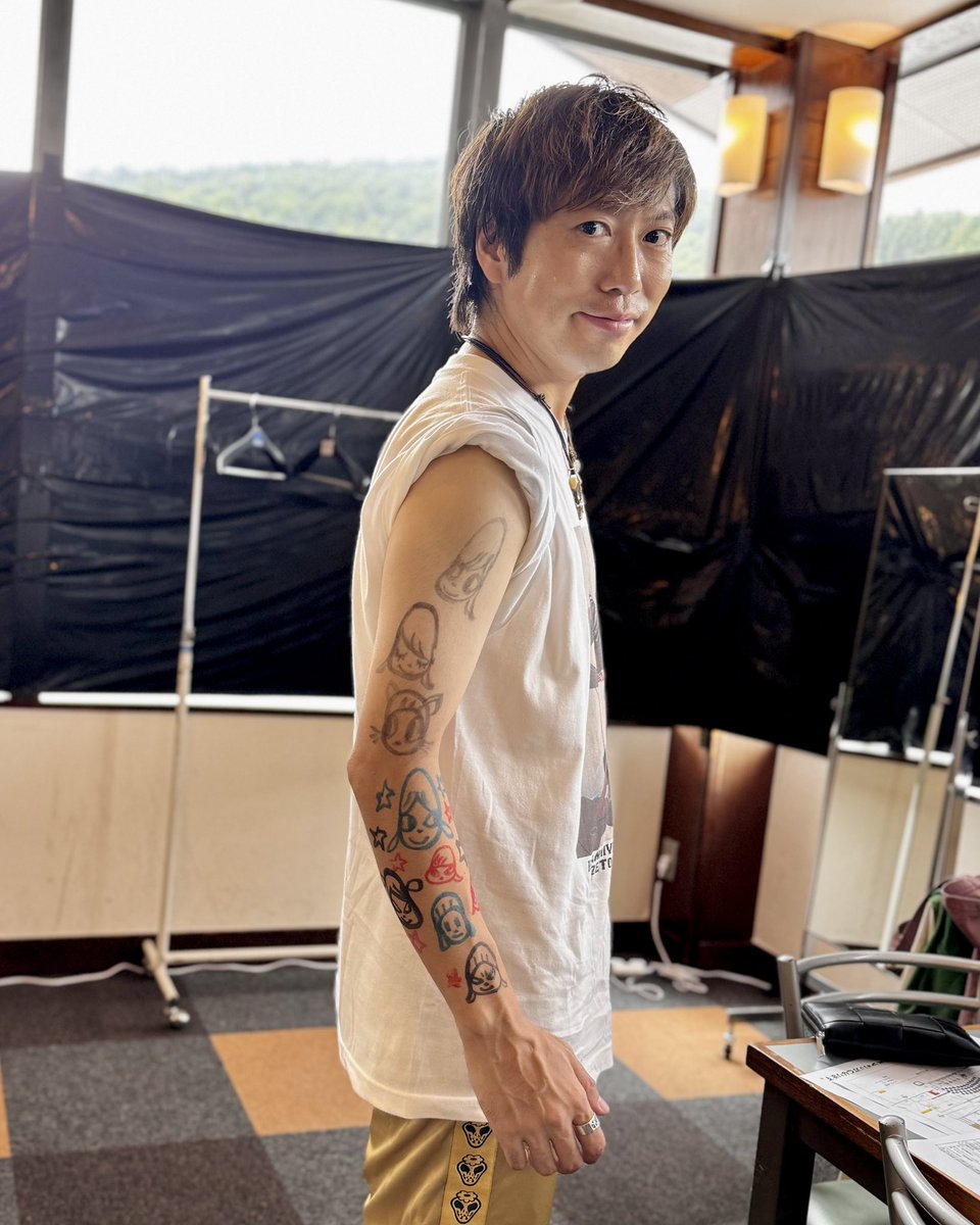 michinara3's tweet image. テレビ番組で都道府県民に表彰されるというので、青森県民が選ぶ10人に選ばれていたそうです 😸8位！うれし〜。…