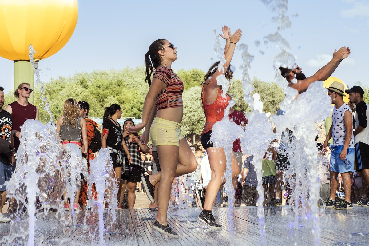 MeetMontreal's tweet image. .@SkiftMeetings is offering 10 strategies to delight attendee senses during events! 😍

See the list: meetings.skift.com/2025/11/17/10-…

📷 Daph+Nico #montreal #events #senses #eventprofs