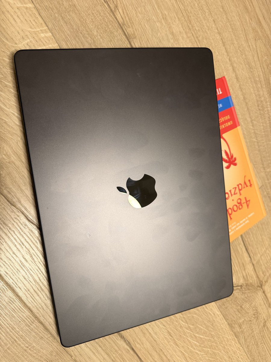 Building my 4 hour work week life. Just got my MacBook Pro m5 . What’s your plan for 4 h work week life?