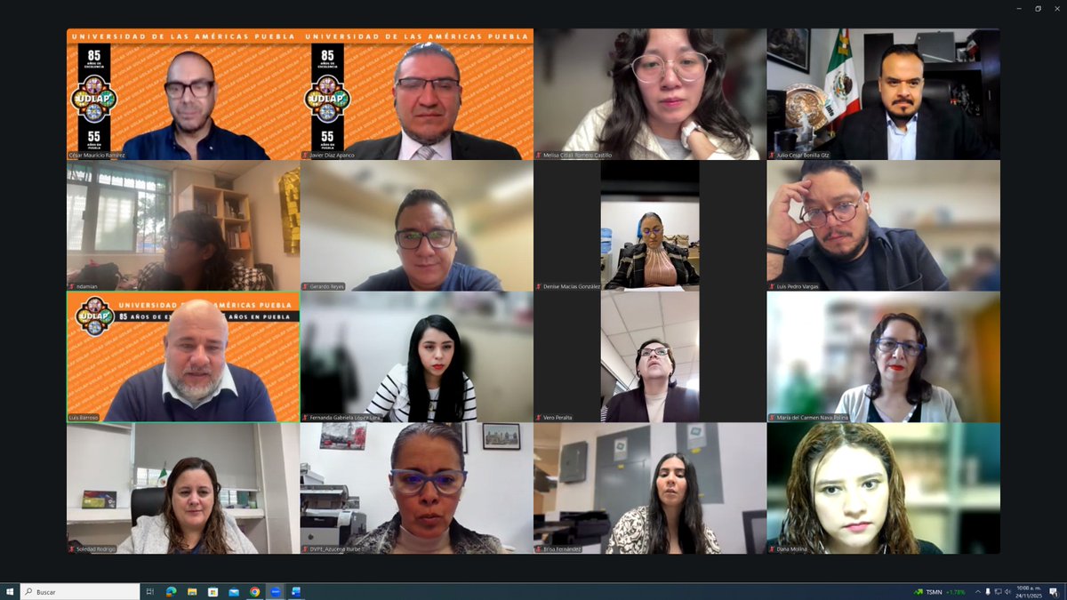 Al dar la bienvenida, el Comisionado <a href="/JulioCBonillaG/">Julio César Bonilla Gutiérrez</a> deseó una jornada de trabajo exitosa en este aula virtual y reconoció el esfuerzo de colaboración con la <a href="/udlap/">UDLAP</a>, orientado a fortalecer las capacidades del personal servidor público.