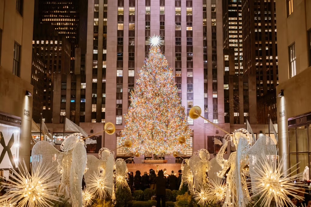 Did you know?? The 2025 Rockefeller Center Christmas Tree in New York City is 75 feet tall, 45 feet in diameter and approximately 11 tons….we were in New York last year just before the 2024 tree arrived.
<a href="/25Days/">25 Days of Christmas</a> 
#thatsabigtree
<a href="/CityofMooseJaw/">City of Moose Jaw</a>