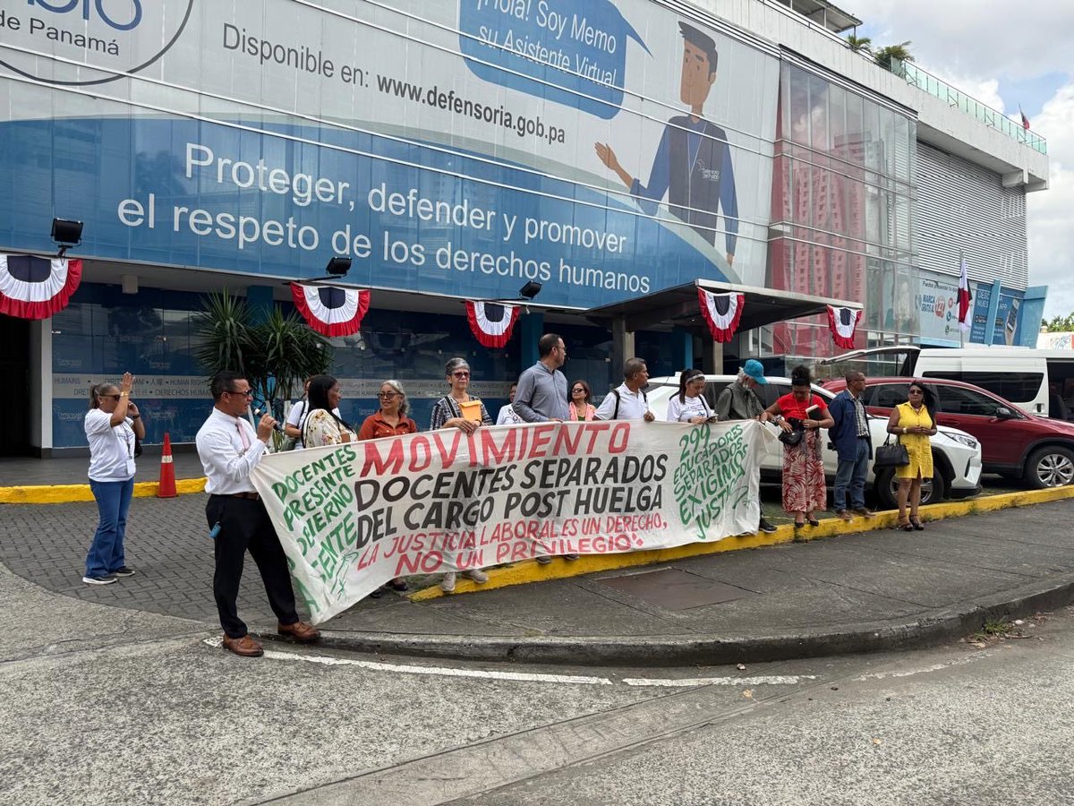 ASOPROF30's tweet image. Defensor rehúye a los docentes separados por Mulino y Lucy y no hay quien reciba la documentación de las demandas por la violacion de los derechos humanos.