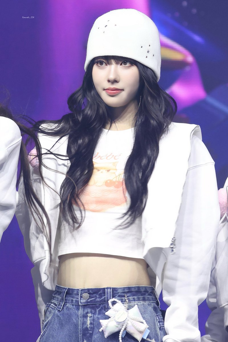 KOMOREBI_1114's tweet image. 251108 FANCON

1주년 축하해～

#izna #이즈나
#izna_1st_Anniversary
#코코 #KOKO #ココ