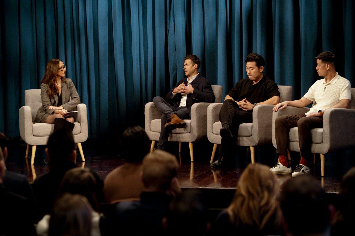 LIFT_Labs's tweet photo. Live from New York, it’s Startup Summit 2025! 🚀✨

Last Wednesday, founders, investors, and innovators filled the iconic Studio 8H at 30 Rock to explore AI breakthroughs, creative technology, and bold new business models.

#StartupSummit2025 #LIFTLabs #AIInnovation #AI https://t.co/3VuZXftePh
