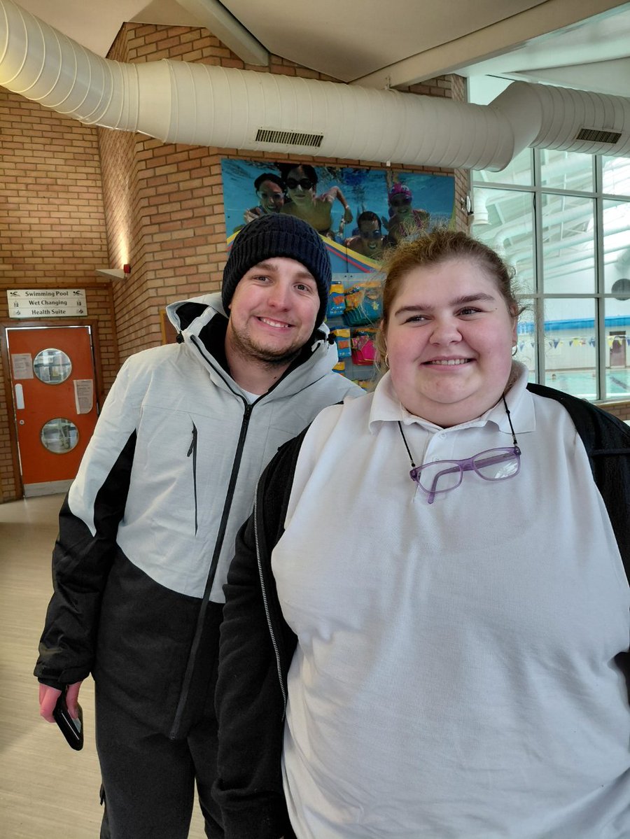 ASNRossHigh's tweet image. Great afternoon having a second Transition Trial at Next Steps. Thank you to everyone for the warm welcome. Just fantastic seeing old friends, too 💚😊 @ColganHamish @MrReynoldsRHSHT  #transition #friends