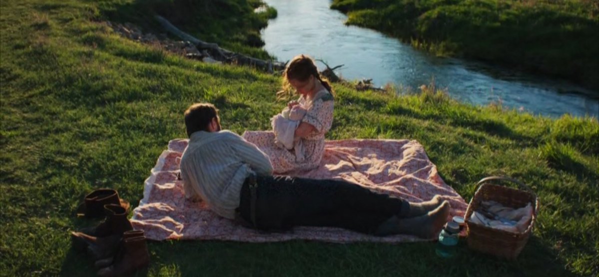 paul_iraa's tweet image. Sometimes you just want a movie that warms your heart and breaks it a little too, right? Something that hits unexpectedly. That’s Train Dreams. You go in with no expectations, and somehow it still leaves you with something to hold on to.

@traindreamsfilm @netflix