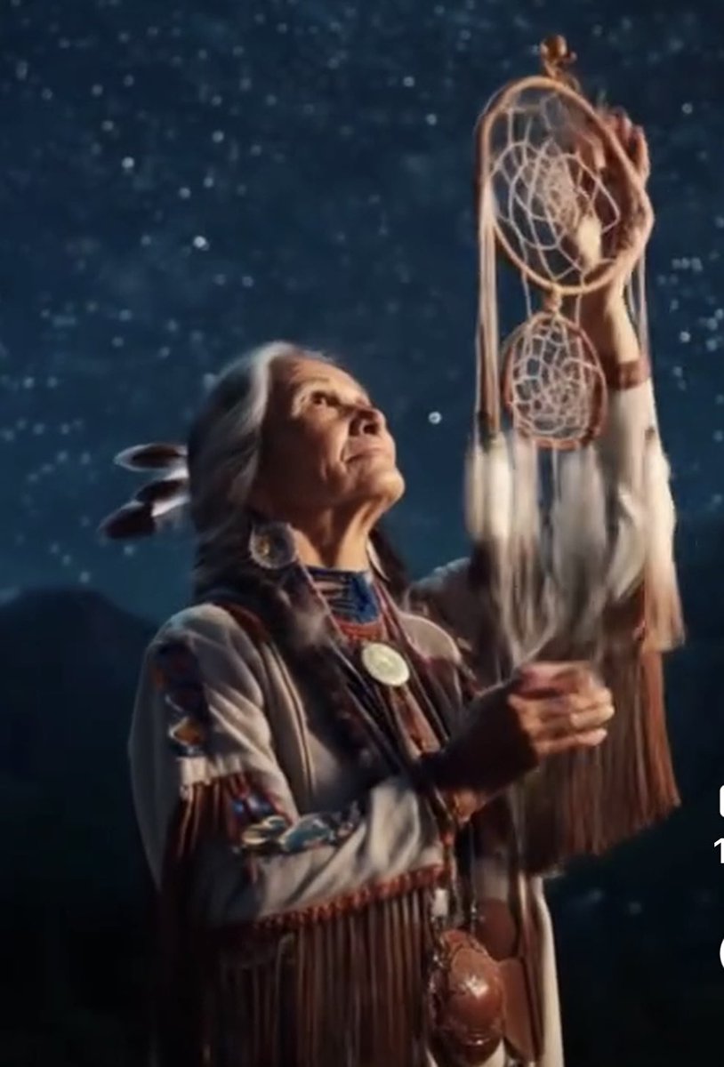 ninsthewriter's tweet image. #November 
#NativeAmericanHeritage #Apache 

Coyote’s grandmother made him a dream catcher. 

The Girl Who Loved Cayo Bradley
    @ninsthewriter 

amzn.to/46CKzWY