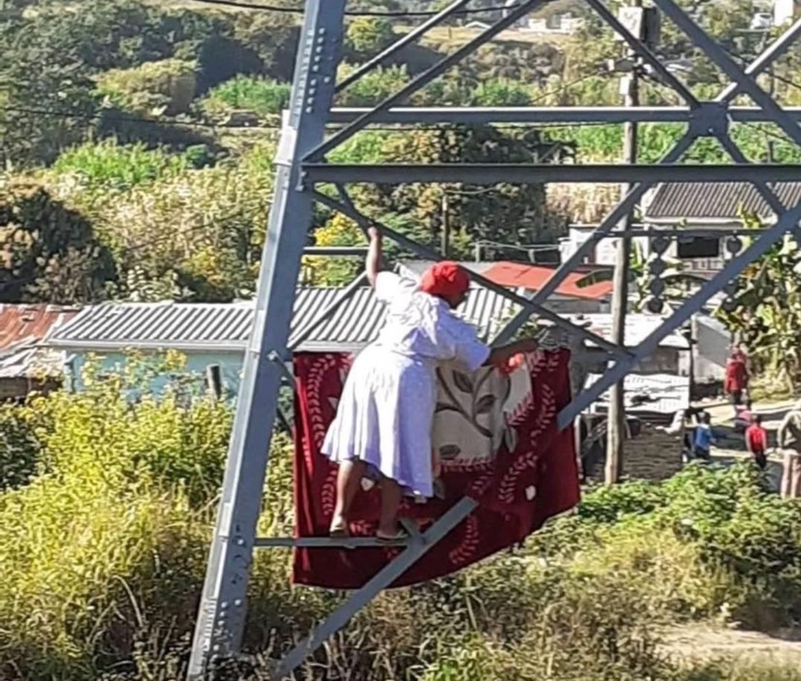 Mpumiln's tweet image. Women are fearless. Never doubt yourself Queen 🙌🏾