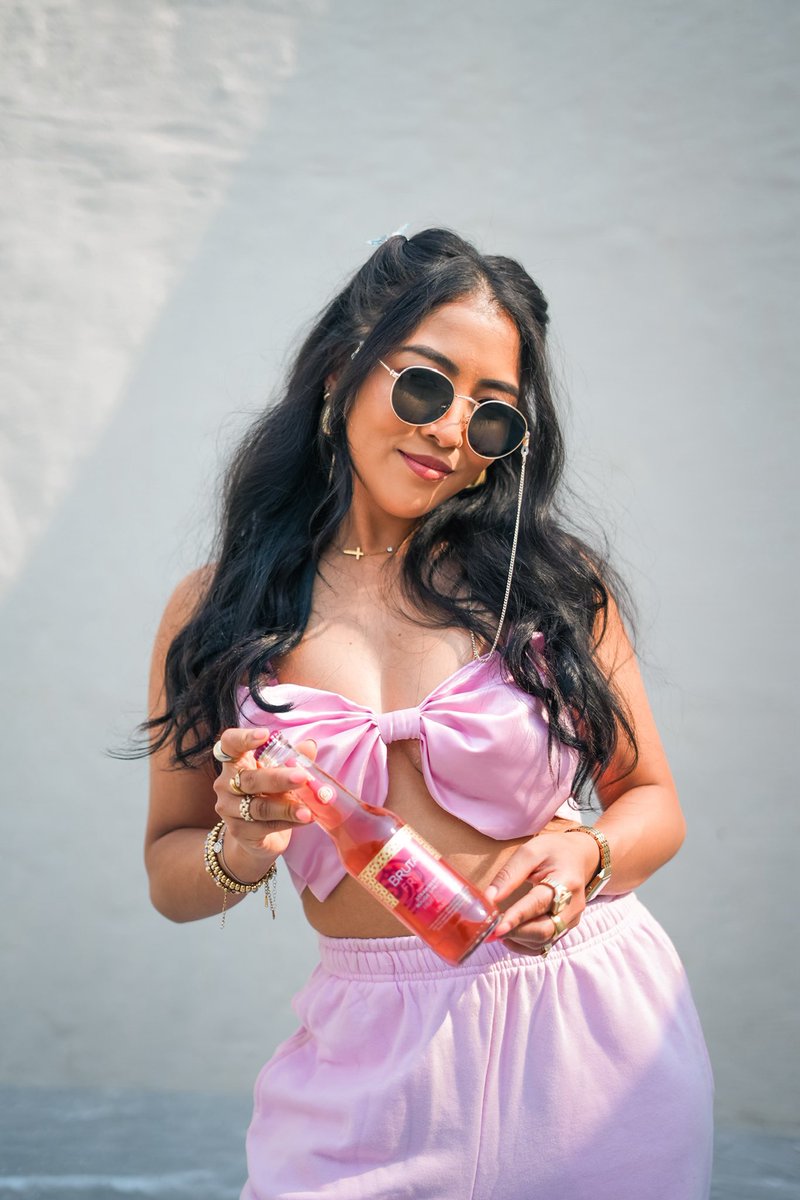 Wongley's tweet photo. Then vs Now 

Last slide = my first-ever @brutalfruitsa pink table.
No pink. A Bucket hat. And Jeans ���
I wasn’t a Brutal Fruit girly yet, I was there for a 947 crossing.

Fast forward 4 months later, we’ve been besties ever since🥂

#ThePinkTable
#BrutallyBeautiful
#YouBelong AD https://t.co/xbKgsitA2E
