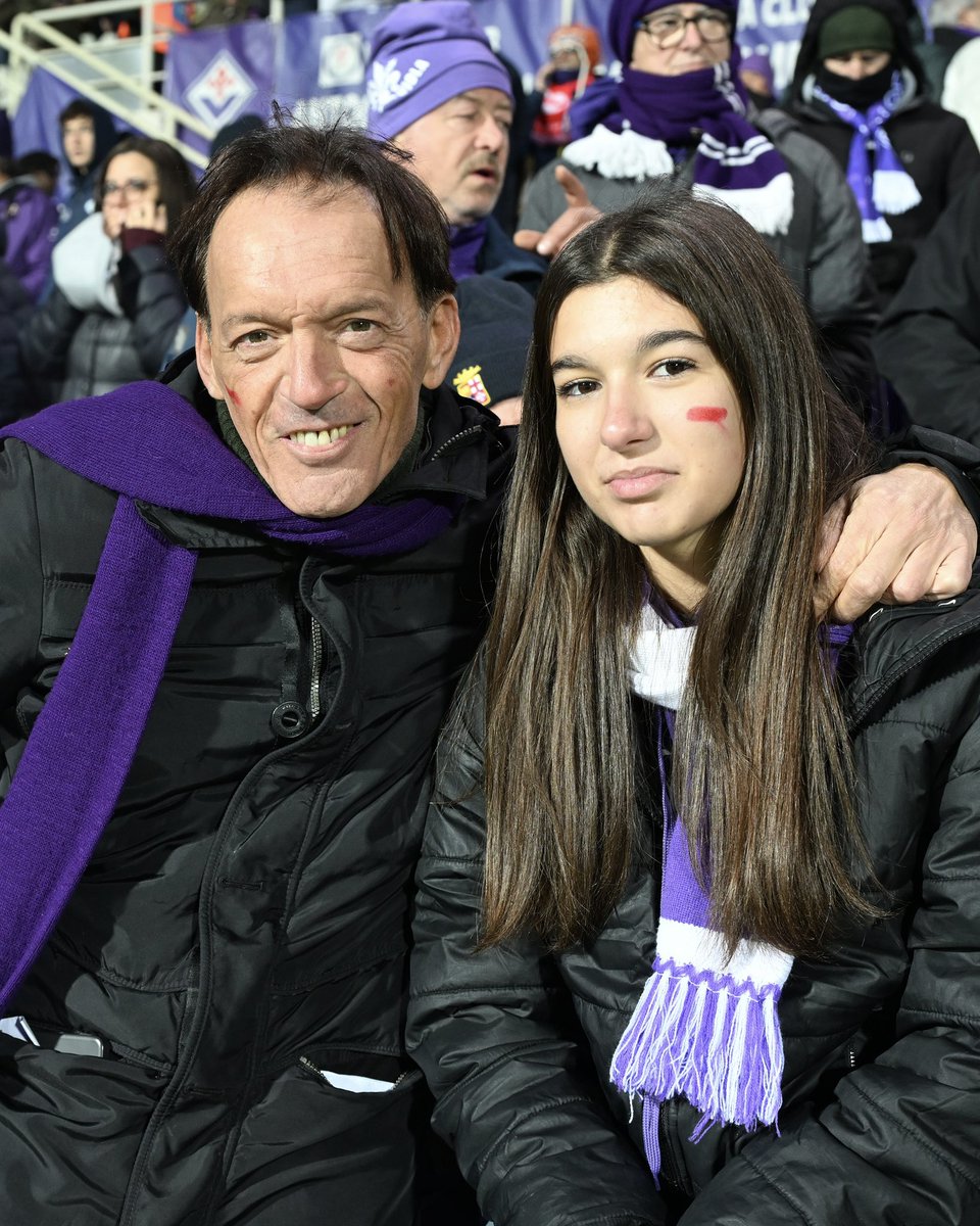 acffiorentina's tweet image. Tutti insieme, sempre, contro la violenza sulle donne.

Al Franchi e al Viola Park, con i nostri tifosi, per dire no a ogni forma di violenza ✋🏻❌

#unrossoallaviolenza