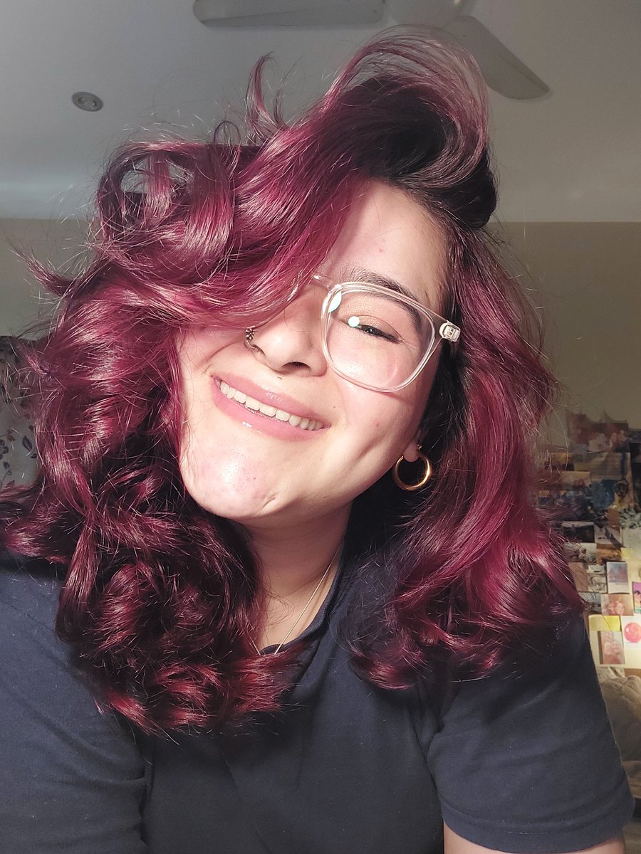 _hamnothere's tweet image. What do you mean no one is willing to spend the rest of their life with the sole purpose of worshipping me and making me happy????