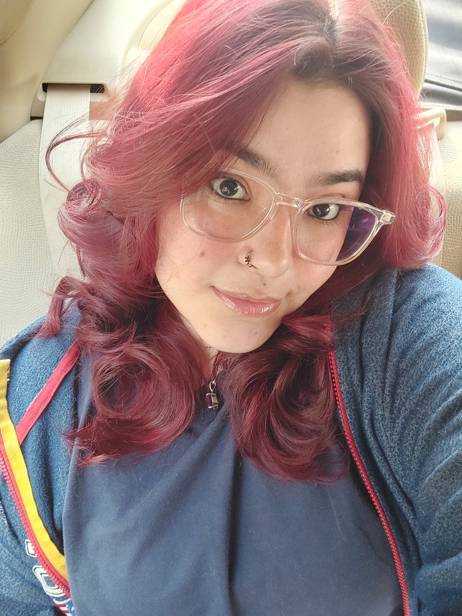 _hamnothere's tweet image. What do you mean no one is willing to spend the rest of their life with the sole purpose of worshipping me and making me happy????