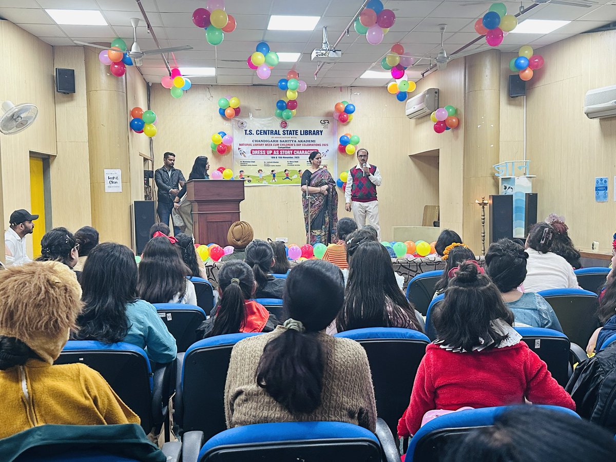 neeza_singh's tweet image. Organised’Dress Up and Speak as Story Character’ competition on 18.11.2025
#NationalLibraryWeek2025
#ChildrensDay @IFLA @iflawlic @MinOfCultureGoI @EduMinOfIndia @RrrlfKolkata @NationalLib_GoI @gssjodhpur @mohitgupta1962 @SeemaRampersad