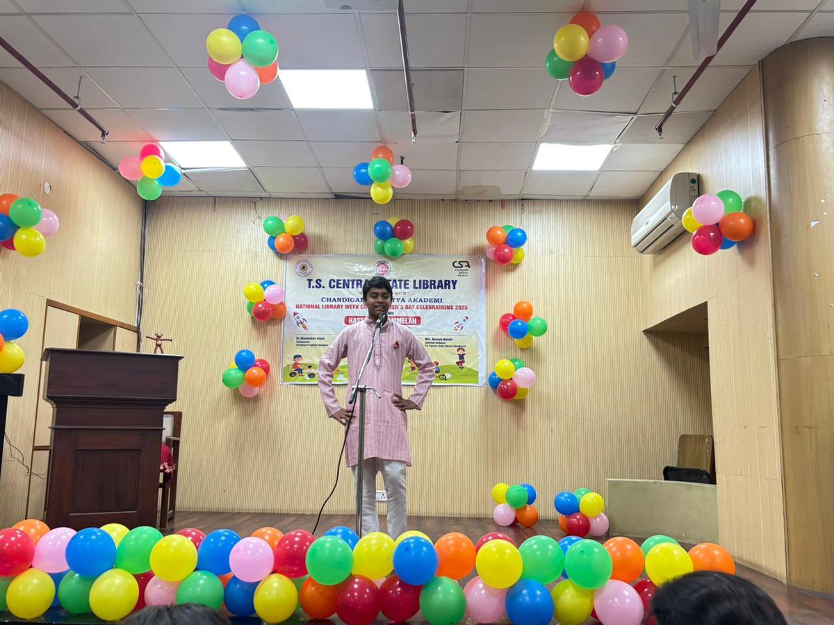 neeza_singh's tweet image. Organised ‘Hasya Kavi Sammelan’ competition for private school children on 20.11.2026
#NationalLibraryWeek2025
#ChildrensDay @IFLA @iflawlic @MinOfCultureGoI @EduMinOfIndia @RrrlfKolkata @NationalLib_GoI @gssjodhpur @mohitgupta1962 @SeemaRampersad