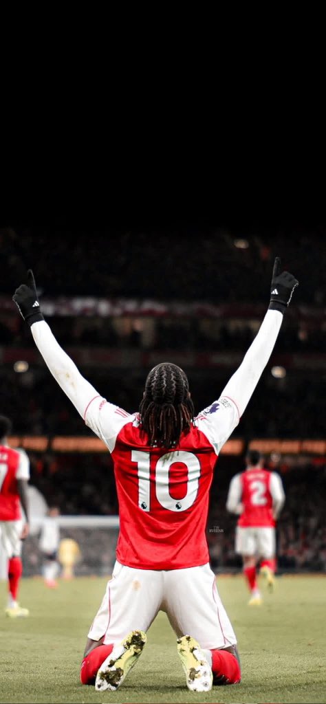 VibeNest0's tweet image. Whats your favourite Eze pic ? #AFC