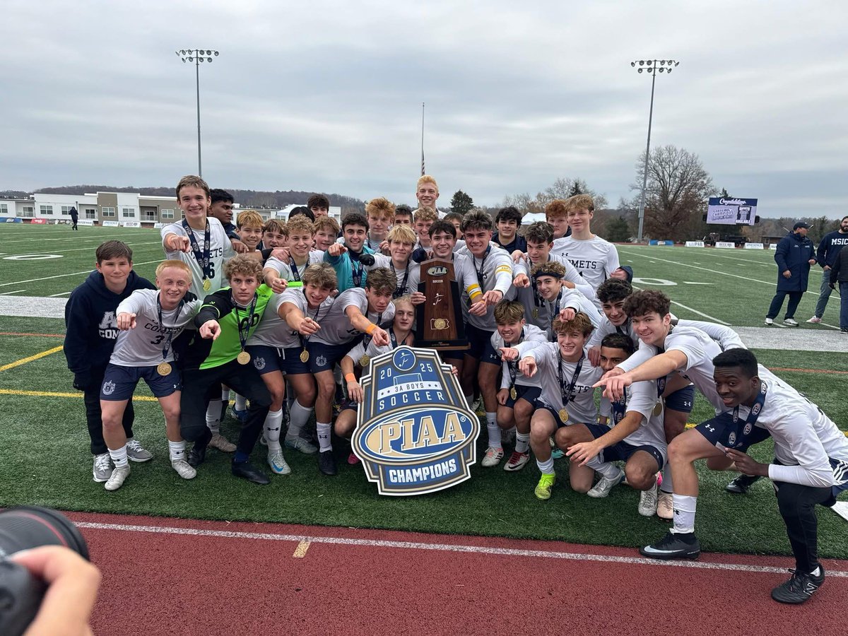 RepHaddock's tweet image. We&apos;ve got state champions in the 118th district!!! 📷
Congratulations to the Abington Heights boys&apos; soccer team on their tremendous win!