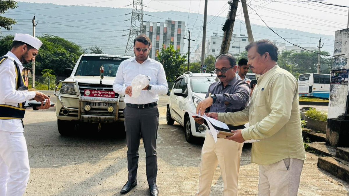 GVMC_VISAKHA's tweet photo. GVMC Commissioner Shri Ketan Garg inspected various proposed development works, including BT roads, hot-mix roads, and other infrastructure improvements in Srikant Nagar, Sundarayya Nagar in Ward 12, Zone II and Antony Nagar, Sindhu Nagar, Buddhavarapu Garden in Ward 29, Zone IV.

The Commissioner directed Engineering officials to ensure that all proposals are prepared with complete measurements, clear estimates, and proper field inspection. He cautioned that strict action will be taken if any proposal lacks clarity or is submitted without thorough scrutiny.

He also expressed displeasure over incomplete estimates for the BT road in Sundarayya Colony and instructed officials to prepare proposals with accuracy and comprehensive documentation.

#GVMC #Vizag #DevelopmentWorks #Infrastructure #SmartCityVizag #UrbanDevelopment #RoadDevelopment #TeamGVMC

@AndhraPradeshCM 
@Ketangargmickey 
@SwachhBharatGov 
@SwachhaAndhra
@SwachSurvekshan
@swachhbharat
@MoHUA_India
@AmritMahotsav
@CDMA_Municipal
@pibvijayawada