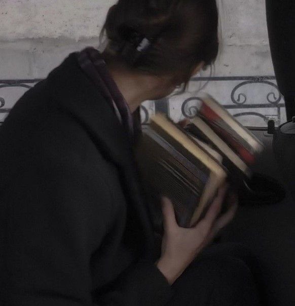 fairyconquest's tweet image. ⋆˙⟡ oii, meu nome é iris e fiz essa conta para focar mais em estudos, principalmente concursos ⋆˙⟡

࣪ ִֶָ☾. formada em psicologia
࣪ ִֶָ☾. pós graduanda
࣪ ִֶָ☾. concurseira iniciante
࣪ ִֶָ☾. comunidade loatwt e studytwt 

#studytwt #conctwt #loatwt 

♡ to be moots!!