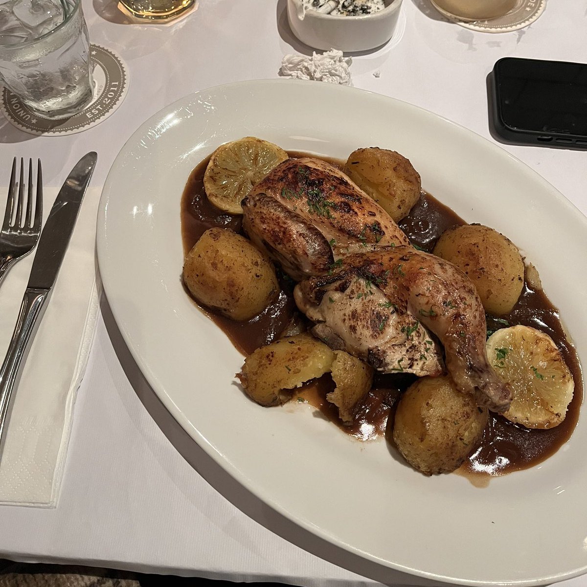 Two feet ® tweet media