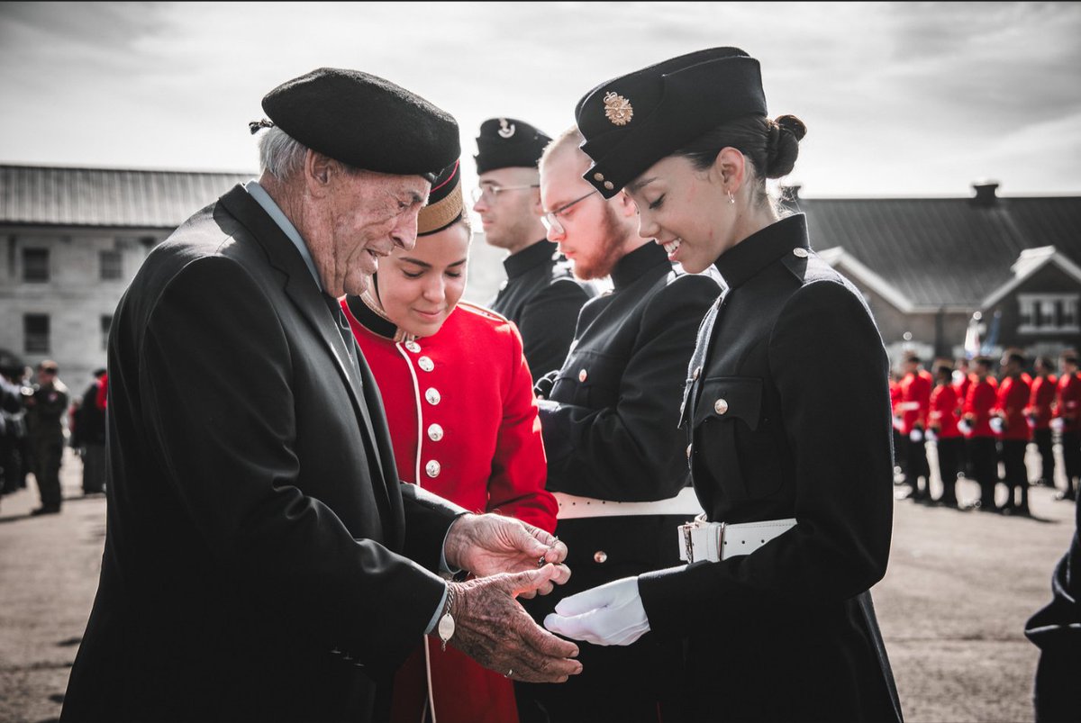 ForcesCanada's tweet image. Étudier sans s’endetter? Pari relevé! Destinés aux potentielles recrues et aux militaires du rang, nos programmes d’études subventionnées couvrent tes droits de scolarité, te paient pour t’entraîner et t’offrent d’incroyables options de réussite. Info : forces.ca/fr/etudes-paye…