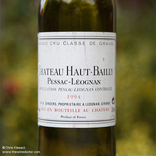 chriswinedoctor's tweet image. Another chance to see: I find my last half-bottle of 1994 Château Haut-Bailly, and decide to pull the cork.
buff.ly/gP2GUeh
[free to read]
#hautbailly =chateauhautbailly #pessacleognan #graves #halfbottles #bordeaux #bdx1994 #wine